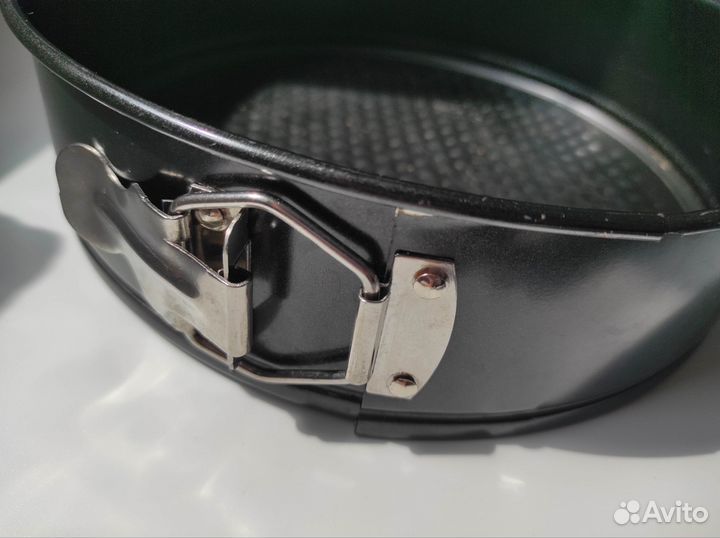 Разъемные формы для выпечки 26 и 28 см