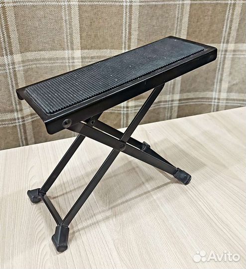 Подставка для ноги гитариста