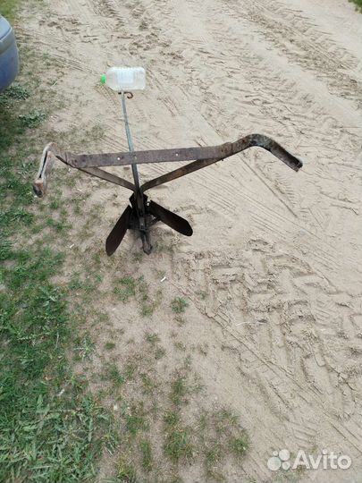 Конный окучник