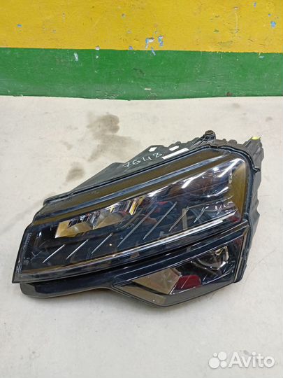 Фара левая LED Skoda Karoq