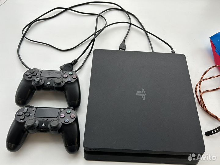 Sony PS4 slim 1tb