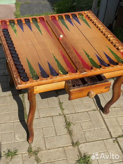 Стол для игры в нарды