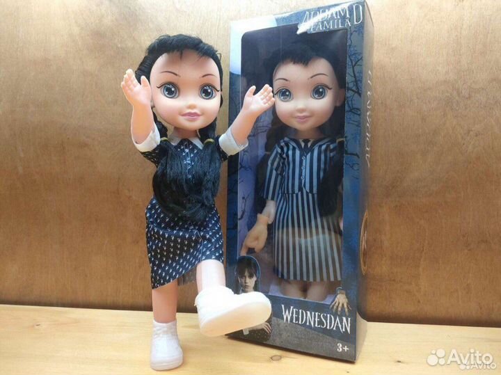 Кукла музыкальная Венсдей из сериала Уэнсдей Адамс