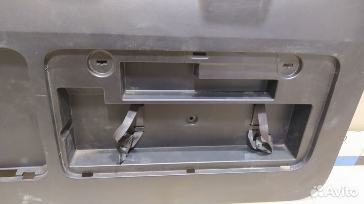 Обшивка двери багажника Land Cruiser (150) -Prado