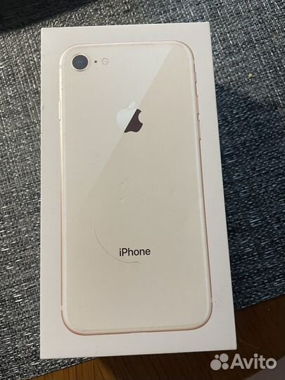 iPhone 8, 64 ГБ