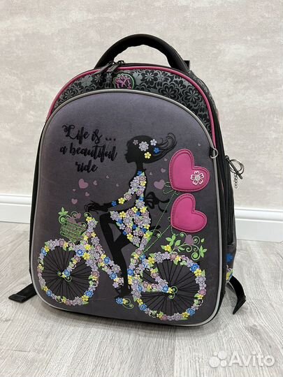 Школьный рюкзак hummingbird