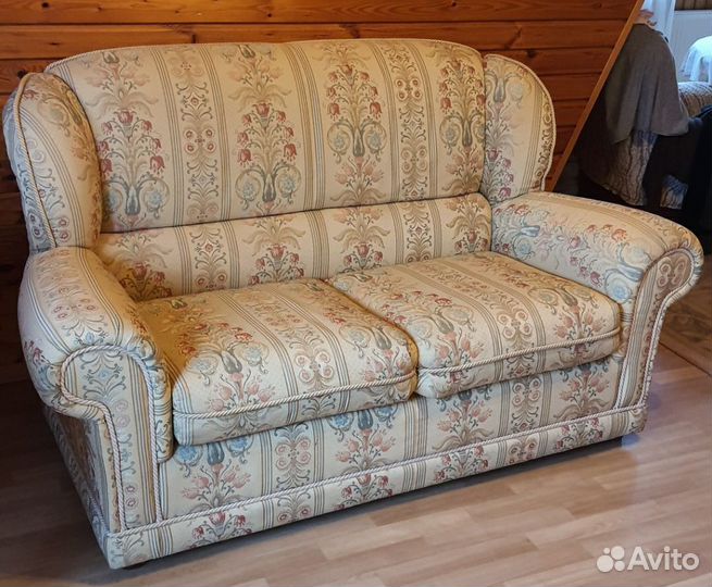 Диван двухместный не раскладывается