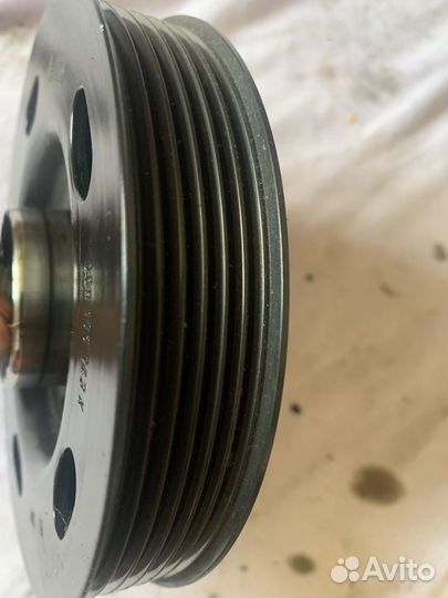 Шкиф коленвала 06H105243H