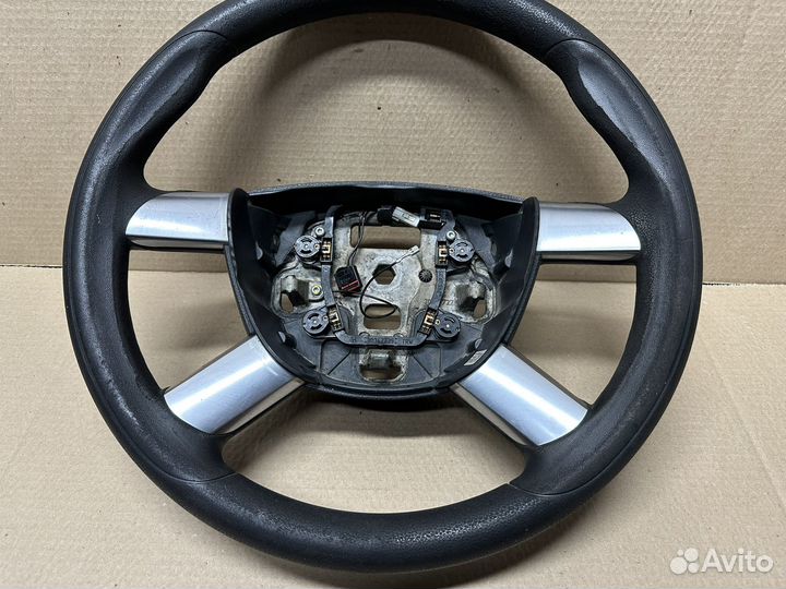 Рулевое колесо Ford Focus 2