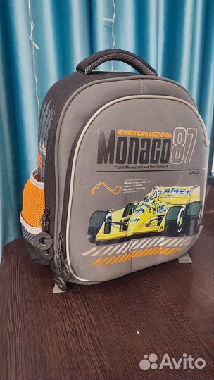 Рюкзак для начальной школы ортопедический Grizzly