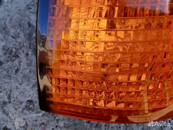 Поворотник левый BMW 3 E36