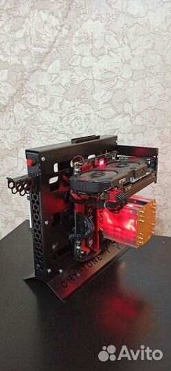 Компьютер в открытом корпусе Xeon 10 ядерный