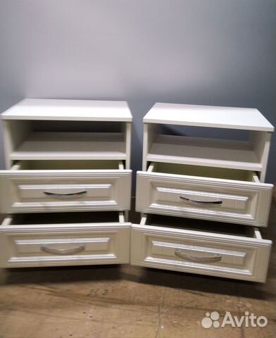 Тумба прикроватная