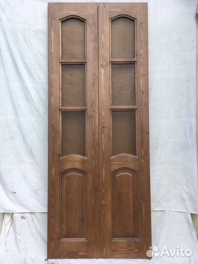 Продаются двери (деревянные), люстры, картины