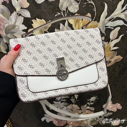 Сумка Guess