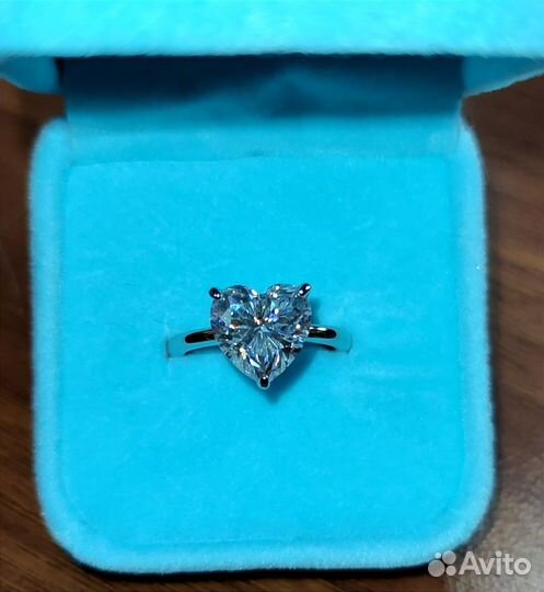 Кольцо серебро 925 пробы с муассанитом 4 ct