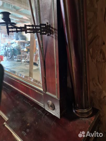 Комод-Бюро с зеркалом. 19в. Жакоб