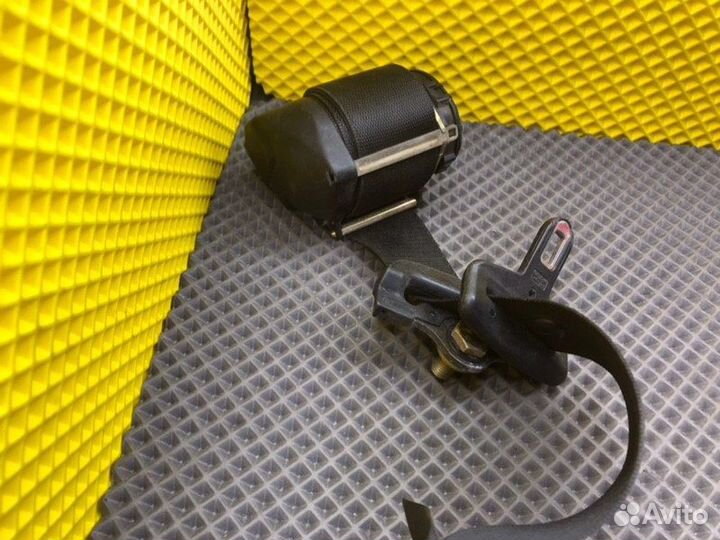 Ремень безопасности задний правый Mercedes-Benz