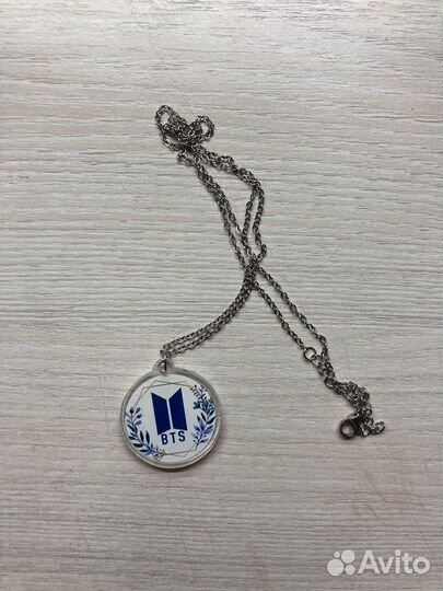 Значки аниме