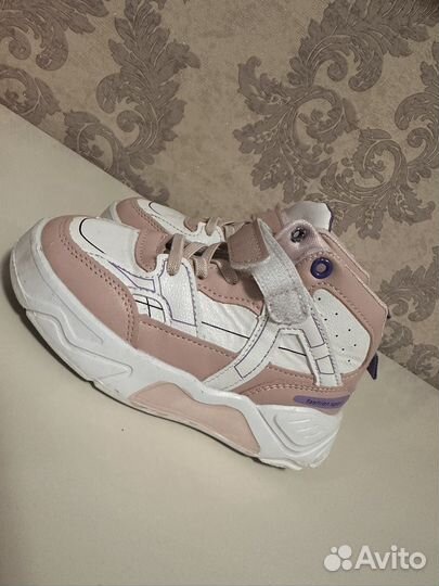 Кроссовки демисезонные для девочки 28 размер
