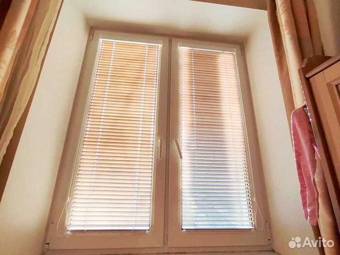 Жалюзи, шторы