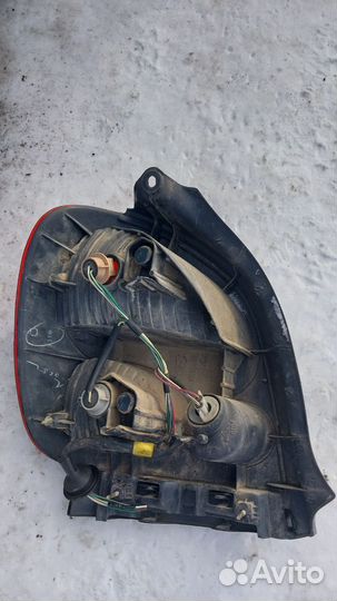 Задние фары тойота спасио