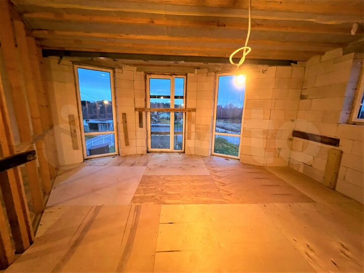 Коттедж 234,4 м² на участке 10 сот.