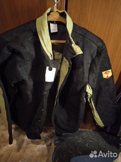 Рабочая куртка с кожаными вставками 56р