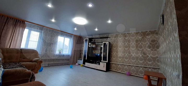 Дом 81 м² на участке 6 сот.