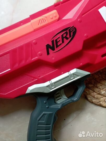 Большой бластер Nerf TwinShock с мягкими патронам