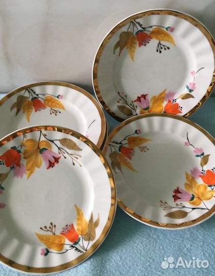 Тарелочки блюдца.Фарфор.Ручная роспись.Вербилки