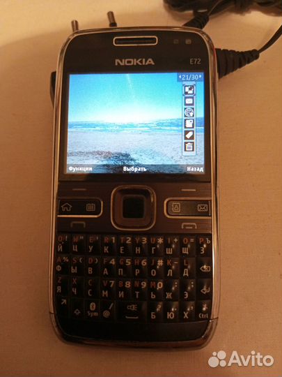 Nokia E72