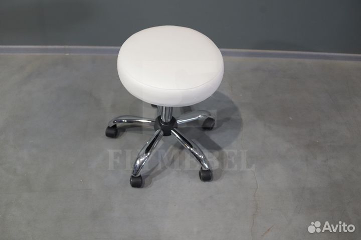 Кресло для мастера маникюра Таблетка