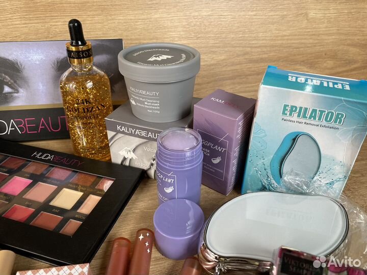 Набор косметики из 30 предметов