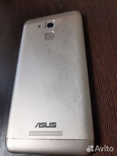 Телефон Asus