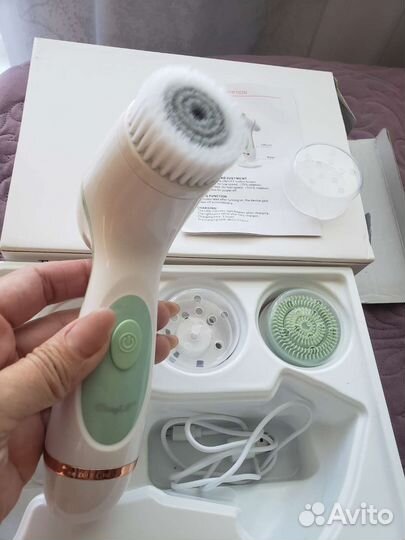 Аппарат для чистки лица