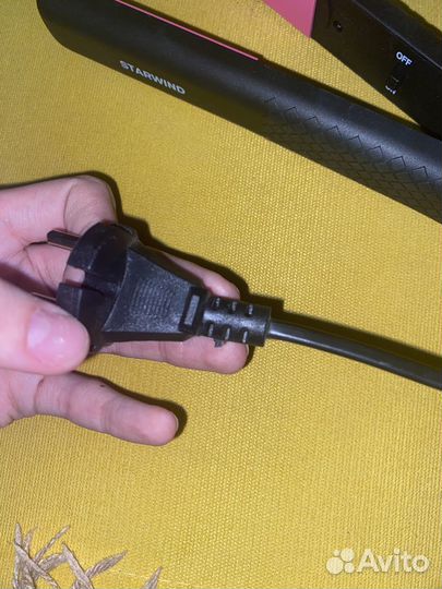 Выпрямитель для волос новый