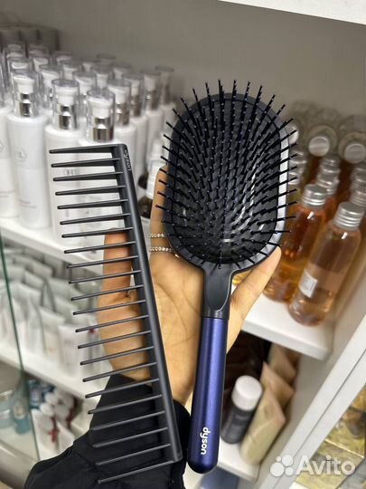 Расческа dyson