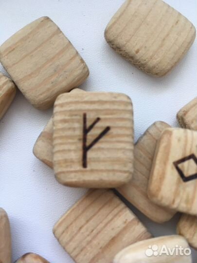 Руны деревянные