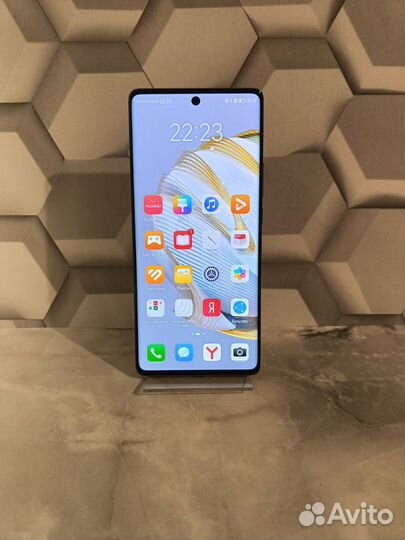 HUAWEI nova 10, 8/128 ГБ