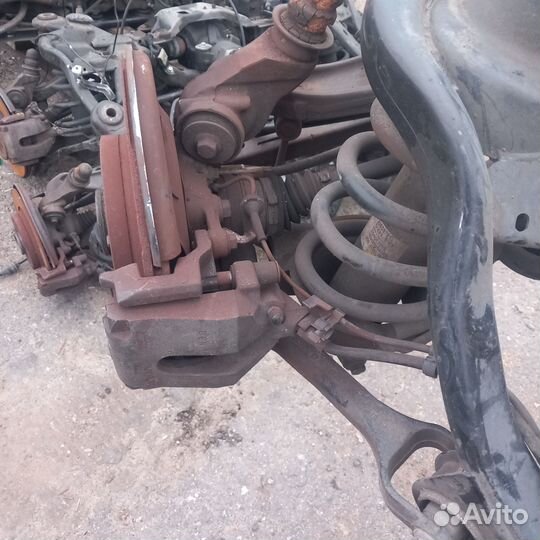 Вольво хс90 задний подрамник сборе