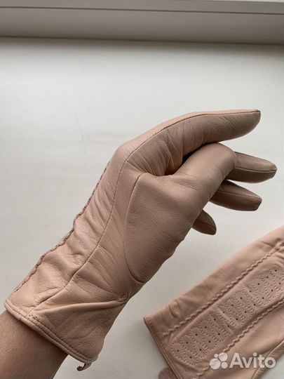 Перчатки женские кожаные бежевые