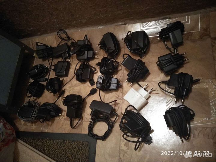 Зарядное устройство для телефона