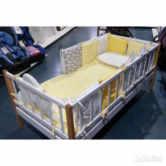 Кроватка высокий борт детская из массива Лисенок