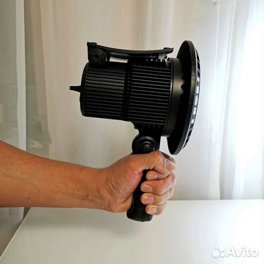 Фонарь прожектор рассеянный свет