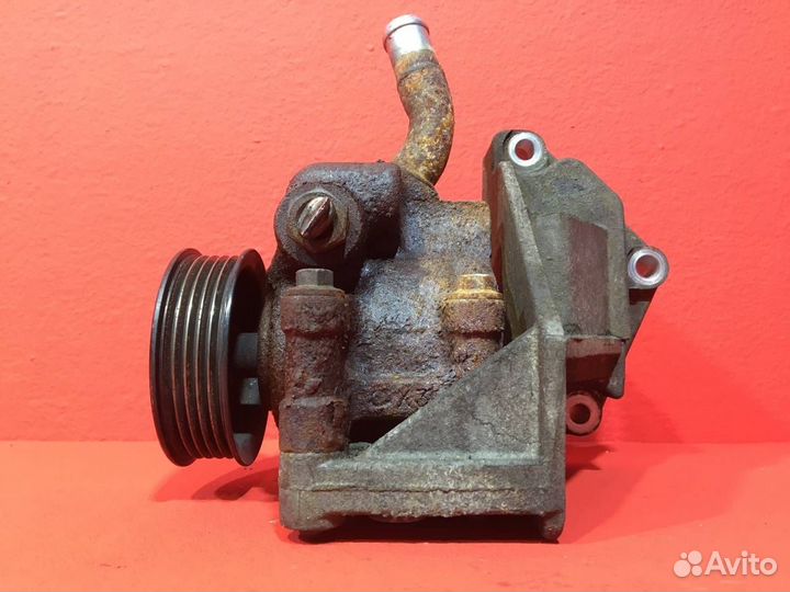 Насос гура Ford Fiesta 5 хетчбэк fxja 1.4L 1388