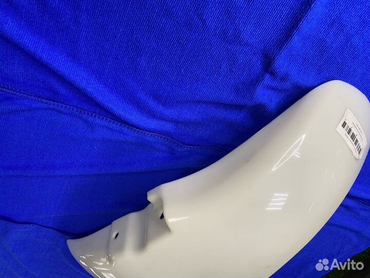 Крыло белое Honda CB400 92-98 CB750 CB-1 VTR250