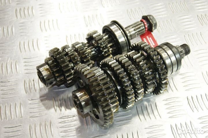 Коробка передач (кпп) Kawasaki ZZR400-1