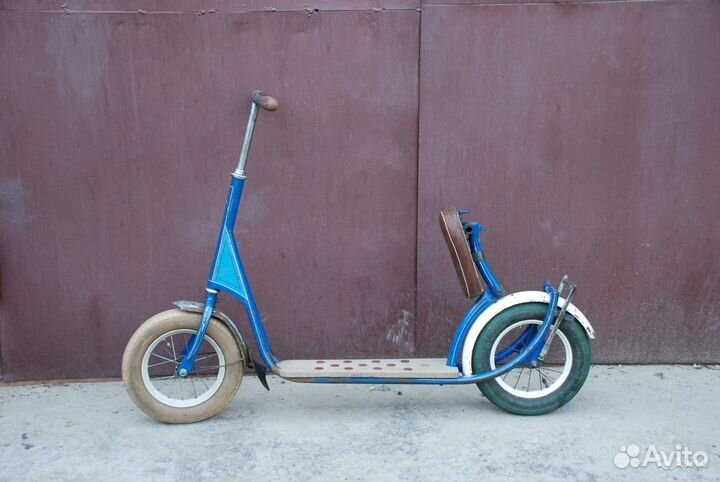 Немецкий ретро самокат