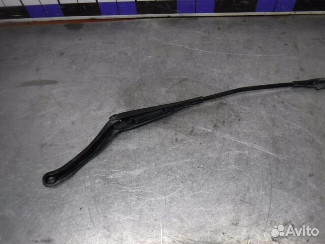 Поводок дворника передний левый Opel Corsa D